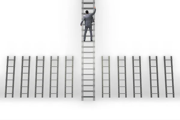 Επιχειρηματίας αναρρίχηση σκάλα σταδιοδρομίας στην επιχειρηματική επιτυχία έννοια — Φωτογραφία Αρχείου