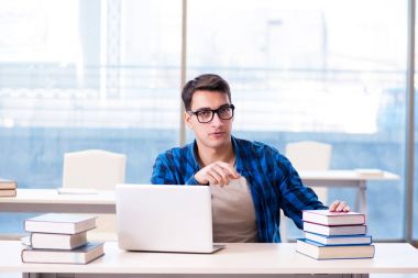 Telelkazan mesafesi öğrenme konsepti öğrenme öğrencisiName