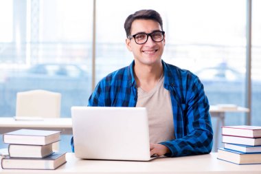 Telelkazan mesafesi öğrenme konsepti öğrenme öğrencisiName