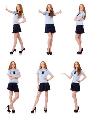 Genç yaramaz öğrenci üzerinde beyaz izole sanal düğmesine basarak