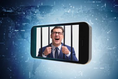 Cep telefonu ve sosyal medya bağımlılığı kavramı