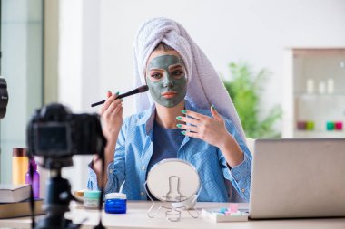 vlog için Güzellik blogcusu kayıt videosu