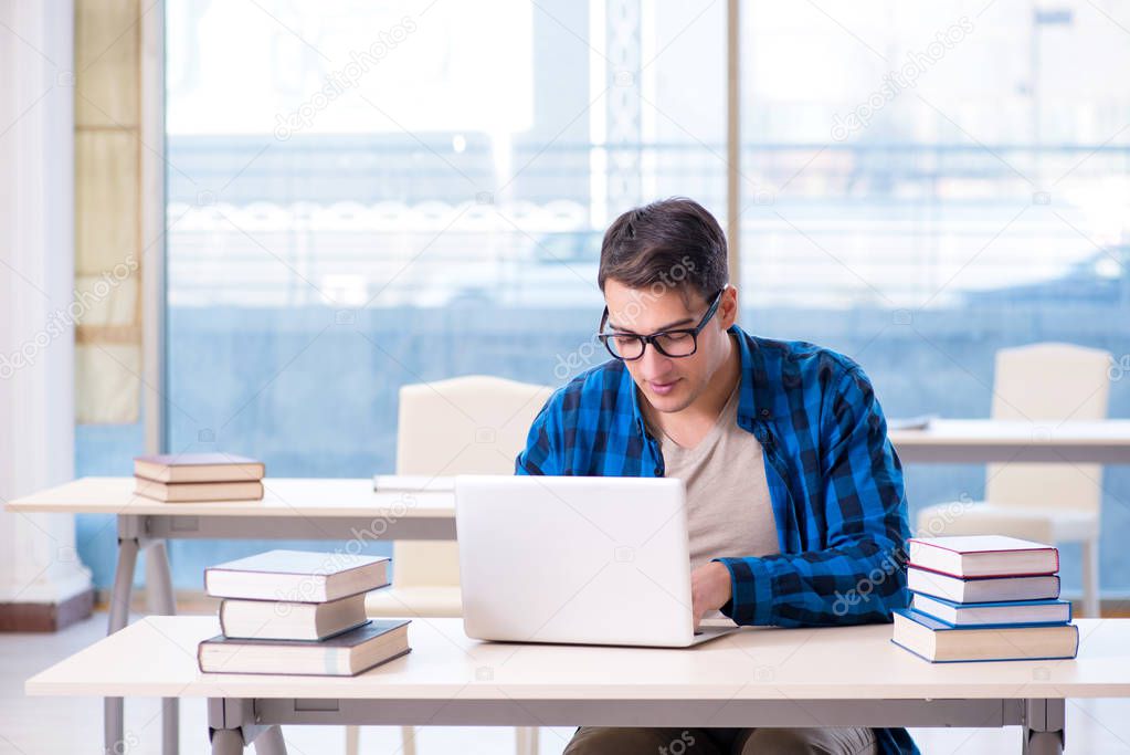 Student in telelearning distance learning concept reading in lib