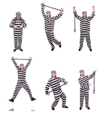 Beyaz arka planda tecrit edilmiş mahkum