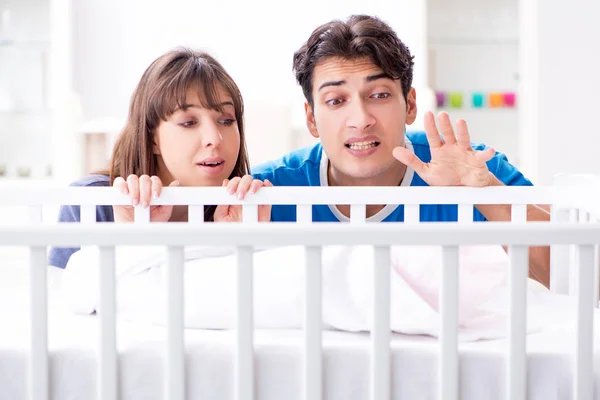 Young family frustrated at baby crying — Stock Photo, Image