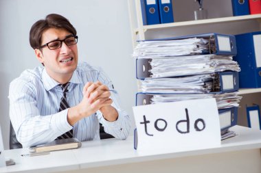 İşadamı yapılacaklar listesini teslim edemiyor