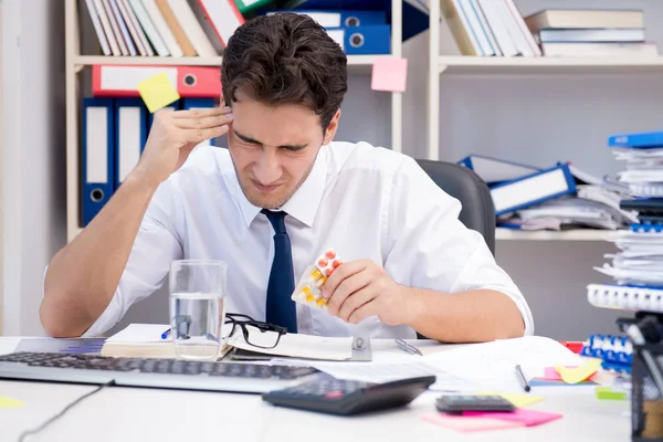 Busy frustrated businessman angry in the office — Stock Photo, Image