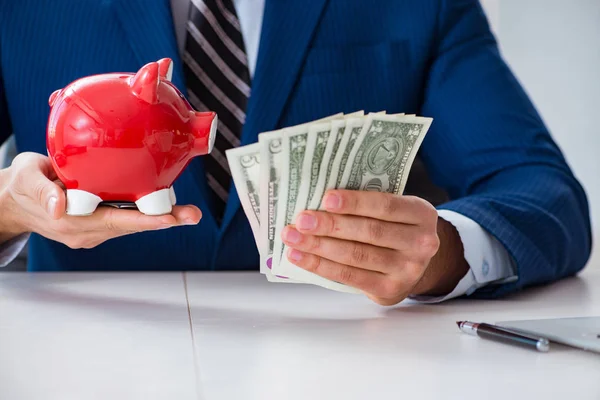 Businessman thinking about his savings during crisis — Stock Photo, Image