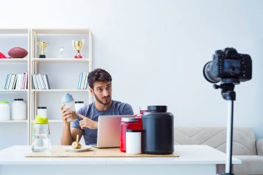 Spor blogcusu protein beslenmesinden bahsediyor