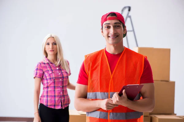 молодой помощник. фото молодых помощниц. менеджер по продажам. молодой помощник. молодой помощник картинка.