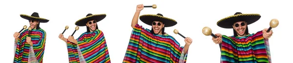 Schöner Mann im lebendigen Poncho, der Maracas isoliert auf Weiß hält — Stockfoto