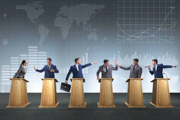 Politiker beteiligen sich an der politischen Debatte — Stockfoto