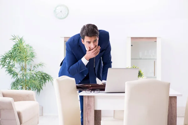 Bankrupt businessman angry and upset at home — Stock Photo, Image