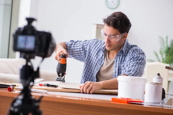 DIY blogger recording video of woorworking hobby — Stock Photo, Image
