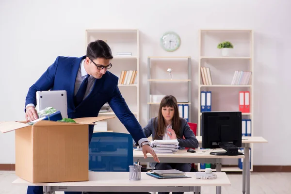 Persoon ontslagen uit zijn werk — Stockfoto