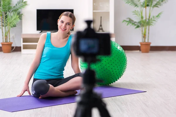 vlog için spor blogcusu kayıt videosu