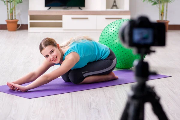 vlog için spor blogcusu kayıt videosu