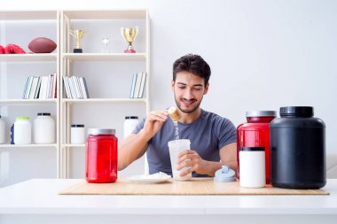 Sporcu daha iyi kaslar için yeni protein takviyeleri tadıyor
