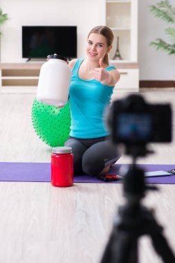 vlog için spor blogcusu kayıt videosu