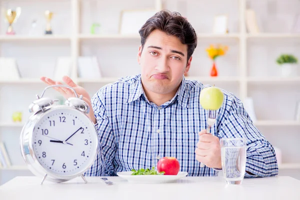 Concept of slow service in the restaurant — Stock Photo, Image