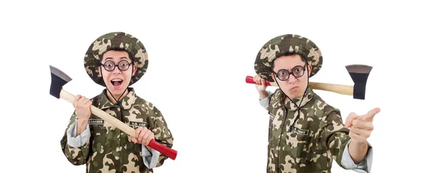 Vtipný voják se sekerou izolovanou na bílém — Stock fotografie
