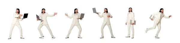 Giovane con computer portatile isolato su bianco — Foto Stock
