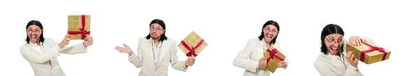 Hombre con caja de regalo aislado en blanco — Foto de Stock