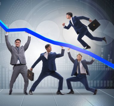 Ekonomik krizin iyileşmesini destekleyen işadamı