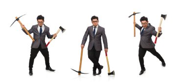 Genç işadamının elinde beyaz bir alet var.