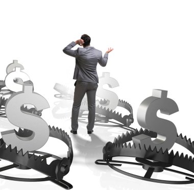 İş adamı dolar tarafından tuzağa düşürüldü.