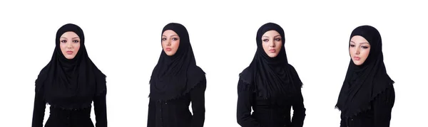 Muslimische junge Frau trägt Hijab auf weißem Grund — Stockfoto