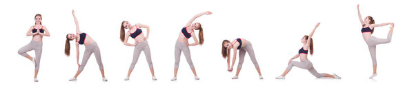 Молодая женщина делает упражнения на белом