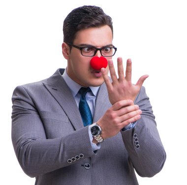 Beyaz arka planda izole komik palyaço işadamı