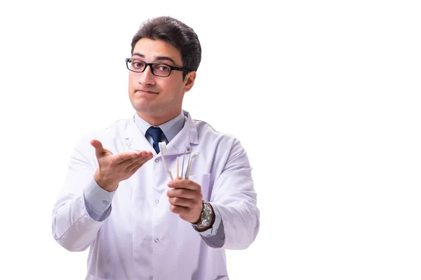 Młody lekarz stomatolog izolowany na białym — Zdjęcie stockowe