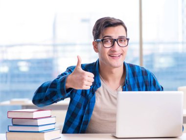 Telelkazan mesafesi öğrenme konsepti öğrenme öğrencisiName