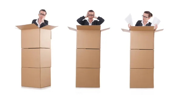 Mujer mujer de negocios con cajas en blanco — Foto de Stock