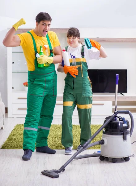 Cleaning professional contractors working at house — Stock Photo, Image