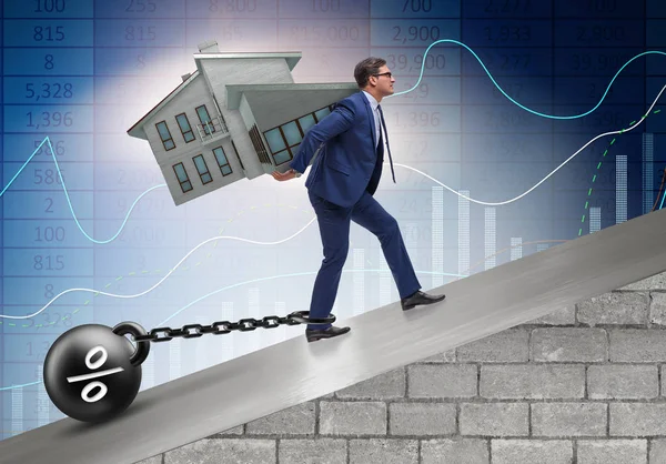 Unternehmer im Konzept der Hypothekenfinanzierung — Stockfoto