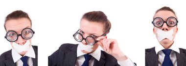 Sansür konseptinde genç bir kadın