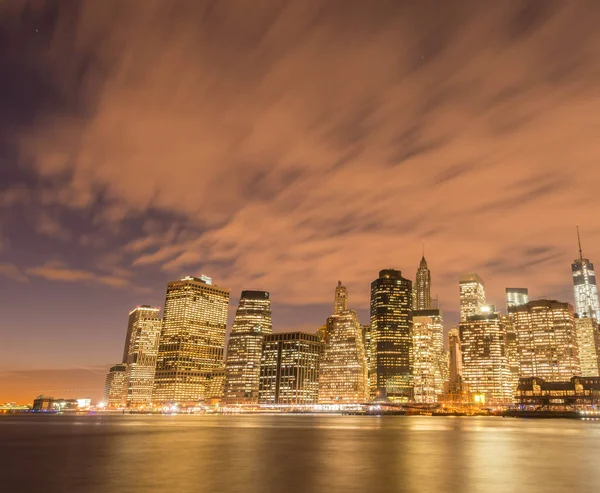 Vista del bajo Manhattan desde Brooklyn — Foto de Stock