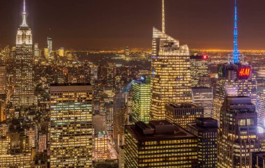 Günbatımında New York Manhattan 'ın gece manzarası