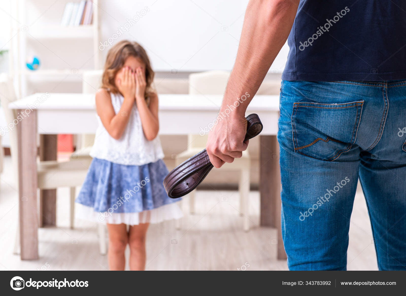 Папа накажет дочь русский. Папа накажет дочь русский. Папа накажет дочь русский. Наказал дочь. Папа накажет дочь русский.