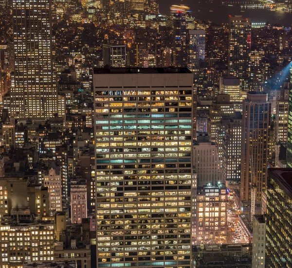 Utsikt över New York Manhattan under solnedgången timmar — Stockfoto