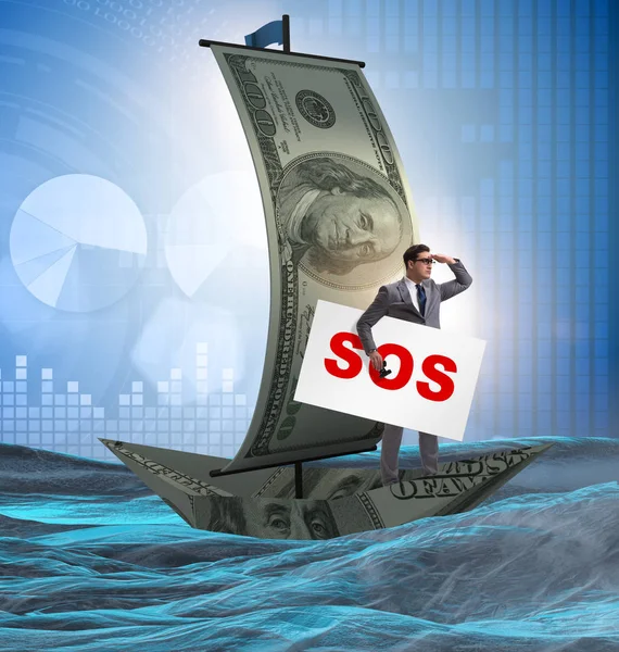 İş adamı teknedeki SOS mesajı için yardım istiyor.