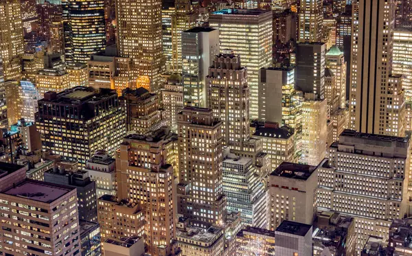 Uitzicht op New York Manhattan tijdens zonsondergang — Stockfoto