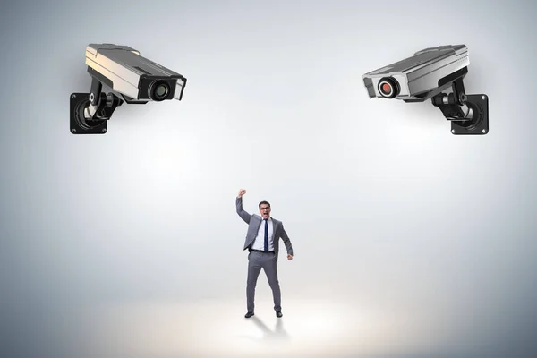 Telecamere in attesa uomo nel concetto di spionaggio — Foto Stock