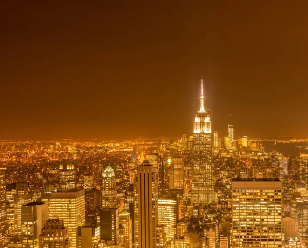 Uitzicht op New York Manhattan tijdens zonsondergang — Stockfoto