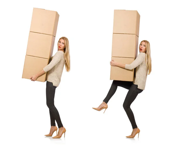 Mujer con cajas reubicándose en casa nueva aislada en blanco — Foto de Stock