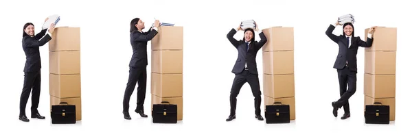 Hombre con cajas llenas de trabajo — Foto de Stock