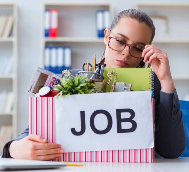 İş kadını işinden istifa ediyor